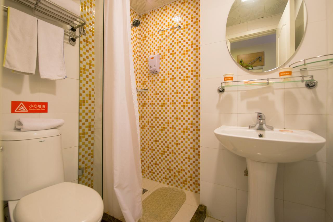 Home Inn Kunming Dongfeng Square Metro Station 외부 사진