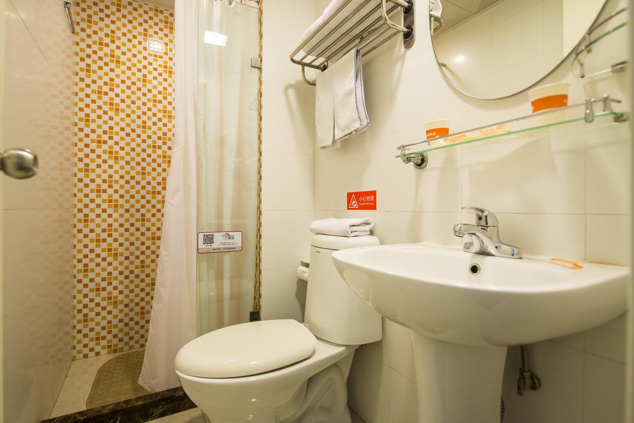 Home Inn Kunming Dongfeng Square Metro Station 외부 사진